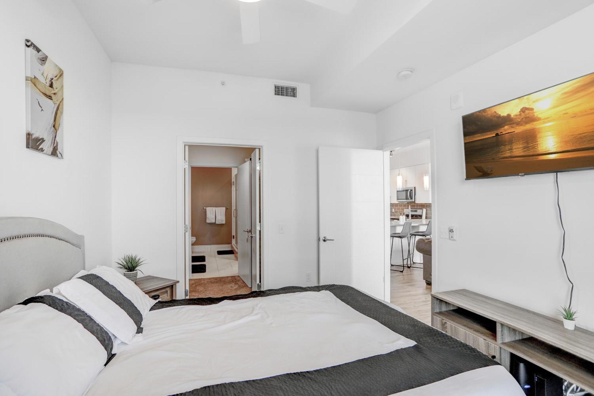 Downtown Tampa Gem 1-Bd W/Pool, Gym, & Sky Lounge Apartman Kültér fotó