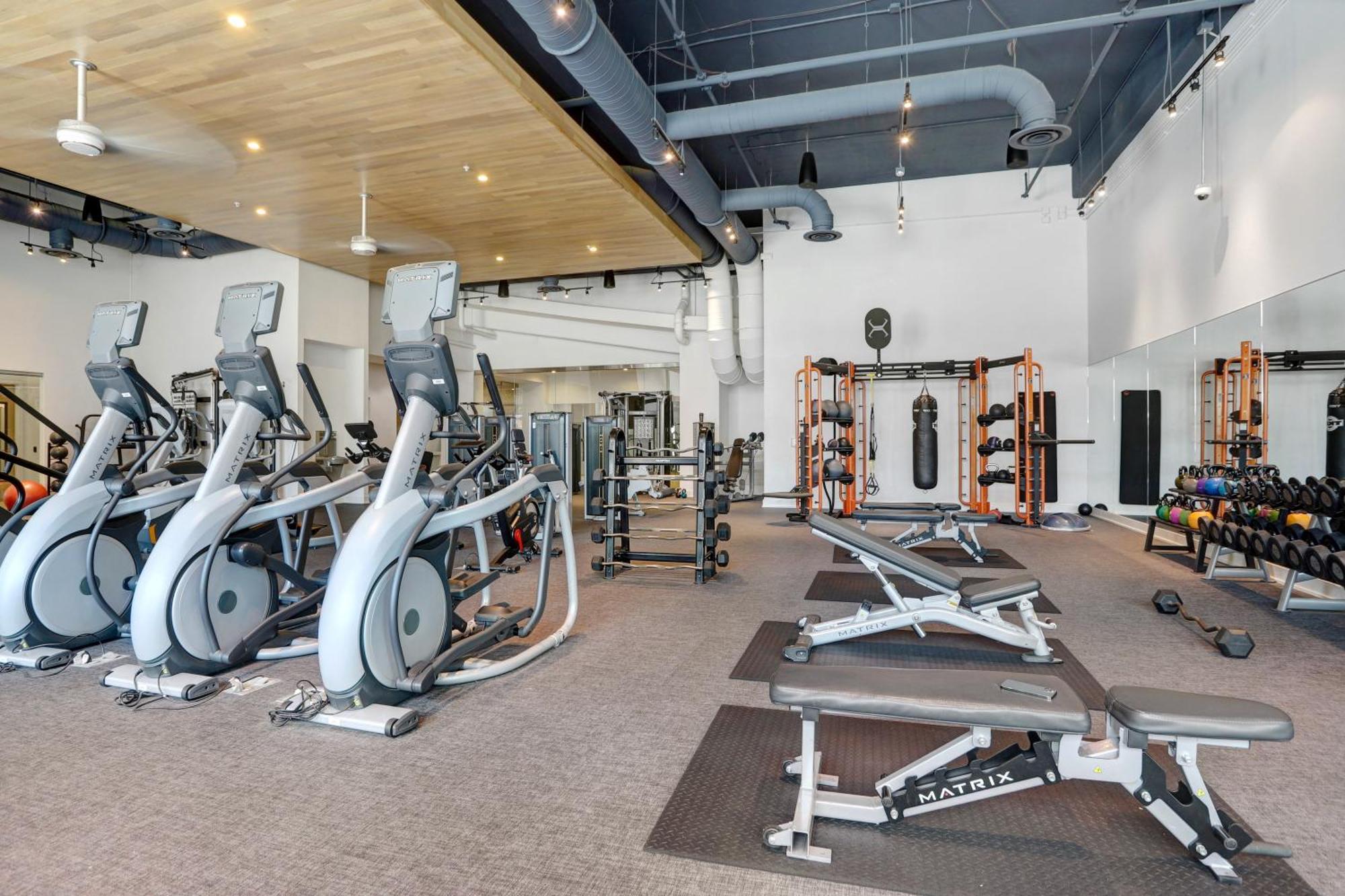 Downtown Tampa Gem 1-Bd W/Pool, Gym, & Sky Lounge Apartman Kültér fotó